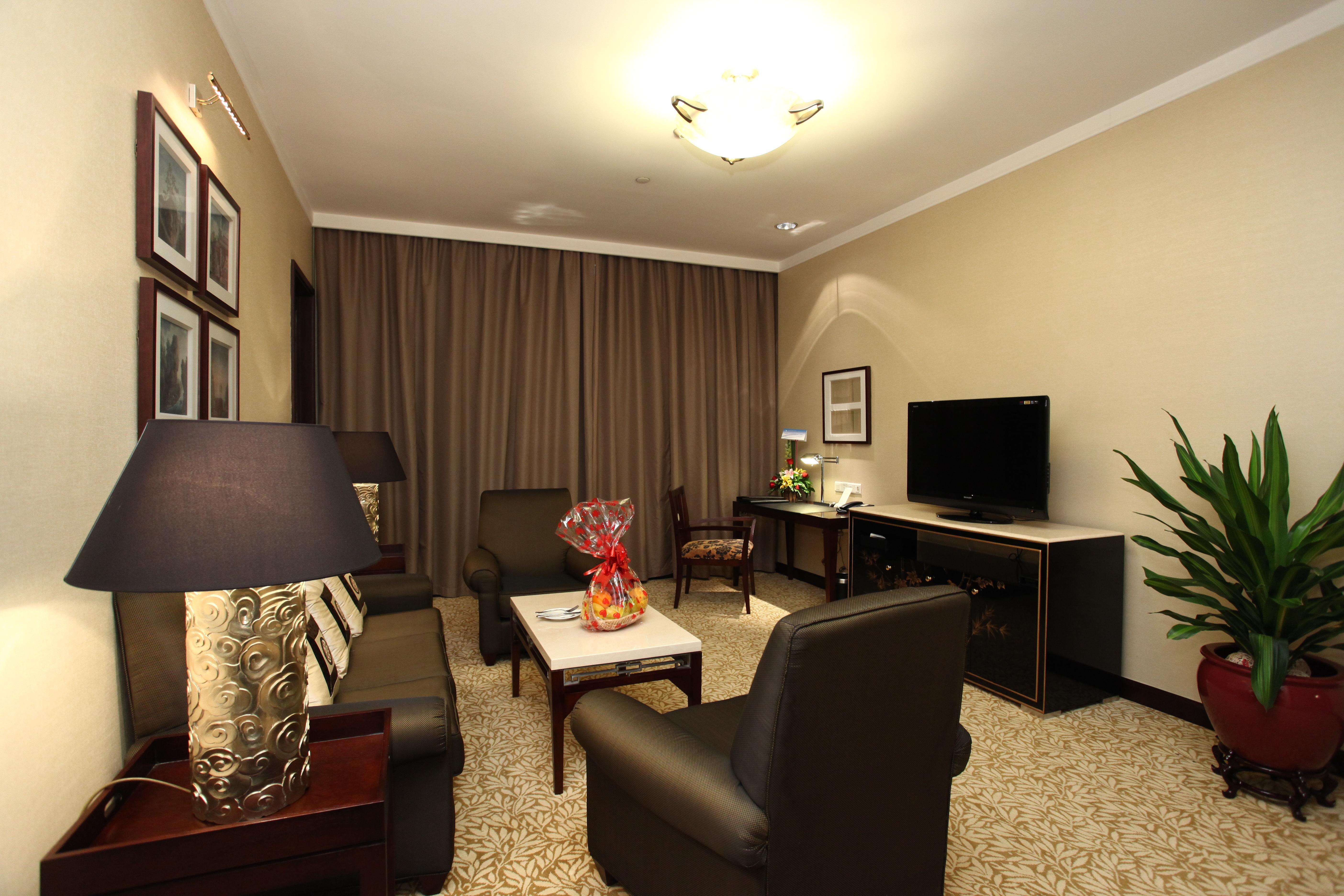 Dong Fang Hotel Guangzhou Exterior foto