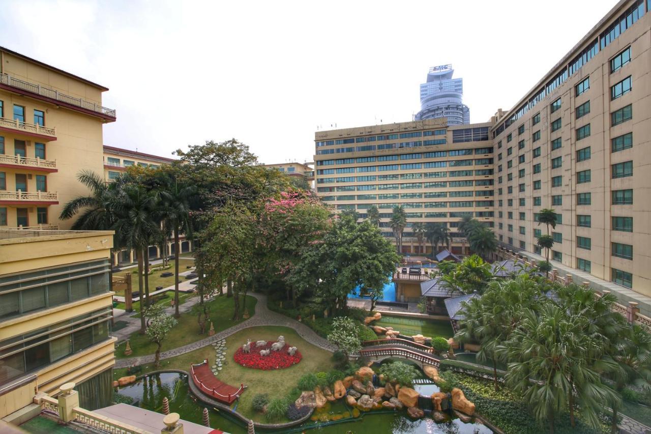 Dong Fang Hotel Guangzhou Exterior foto