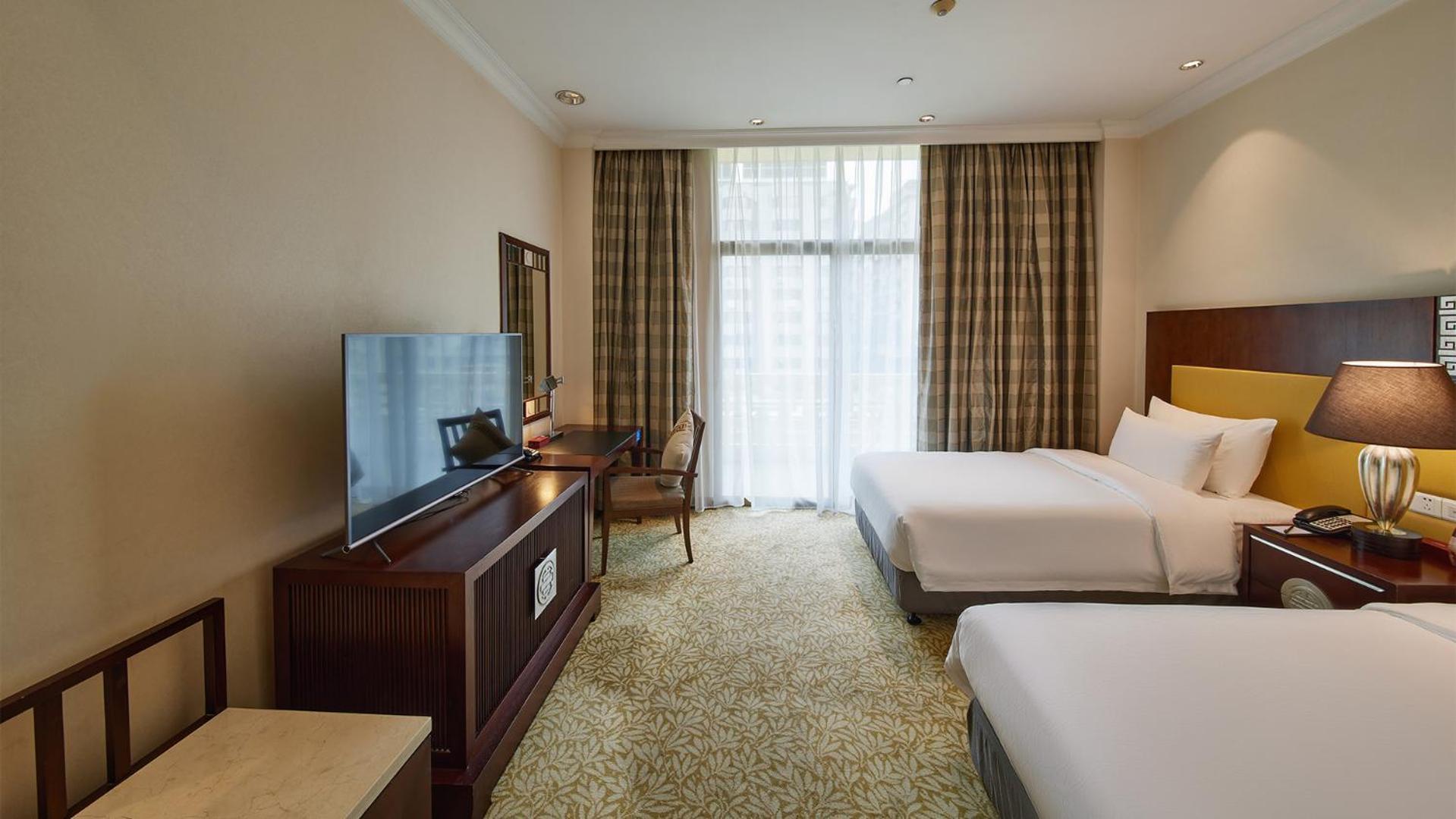 Dong Fang Hotel Guangzhou Exterior foto
