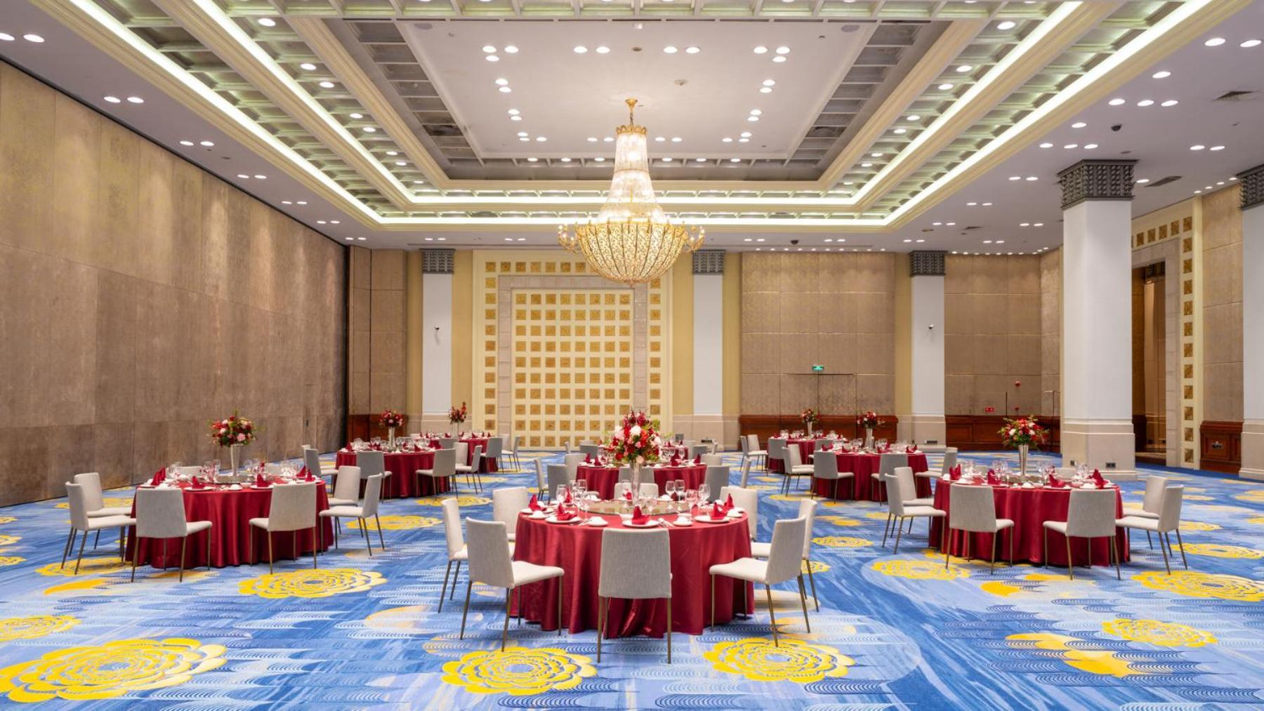 Dong Fang Hotel Guangzhou Exterior foto